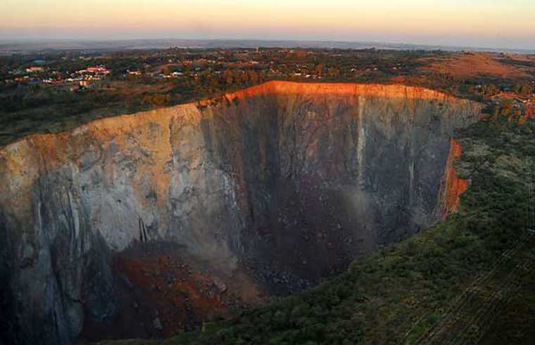 Cullinan Diamond Mine - Image 1
